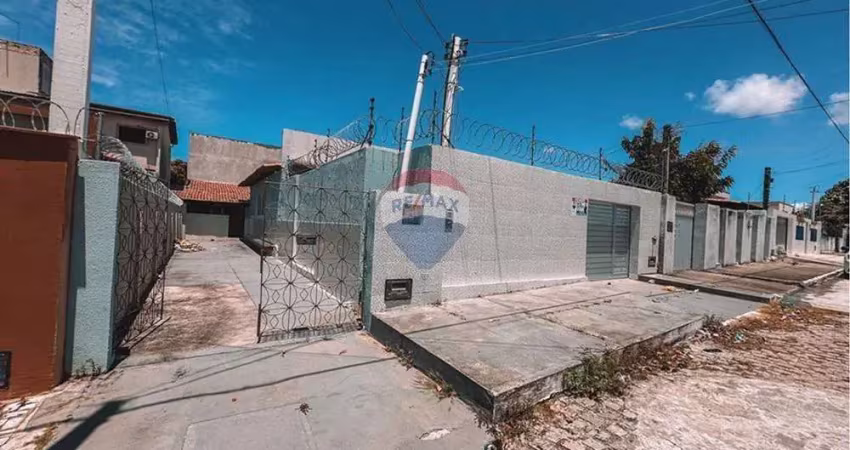Casa com 4 quartos para alugar no Ponta Negra, Natal 
