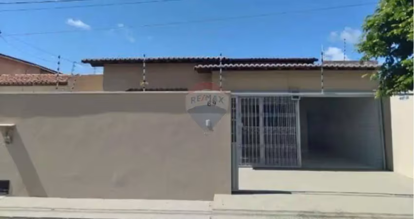 Casa Ampla e Segura para Locação em Nova Parnamirim – Localização Privilegiada!