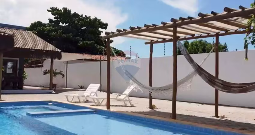 Casa a venda com  6 suítes e área de lazer no centro de são miguel do gostoso