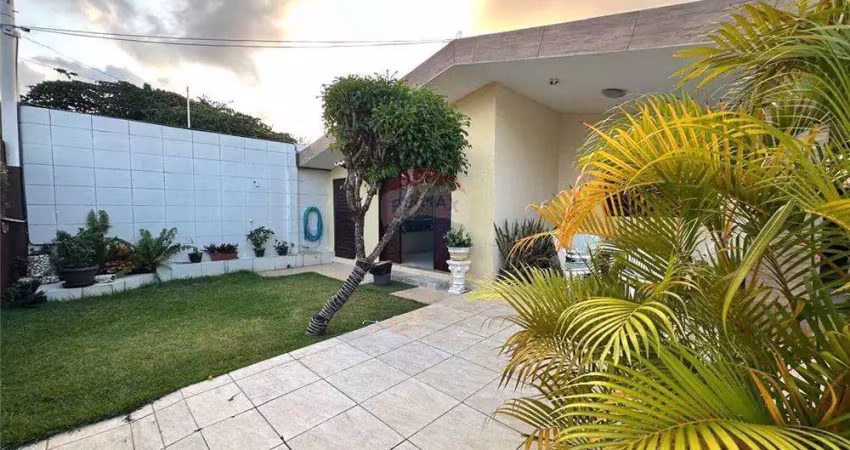 Casa com 4 quartos à venda na Rua Praia de Cabedelo, 2178, Ponta Negra, Natal