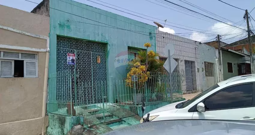 Casa com 4 quartos à venda no Alecrim, Natal 