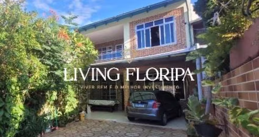 Casa com 3 quartos à venda na Servidão Otília Nunes dos Reis, 23, Armação do Pântano do Sul, Florianópolis