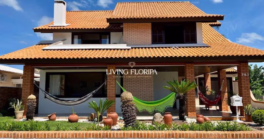 Casa com 4 quartos à venda na Avenida das Pitangueiras, 763, Daniela, Florianópolis