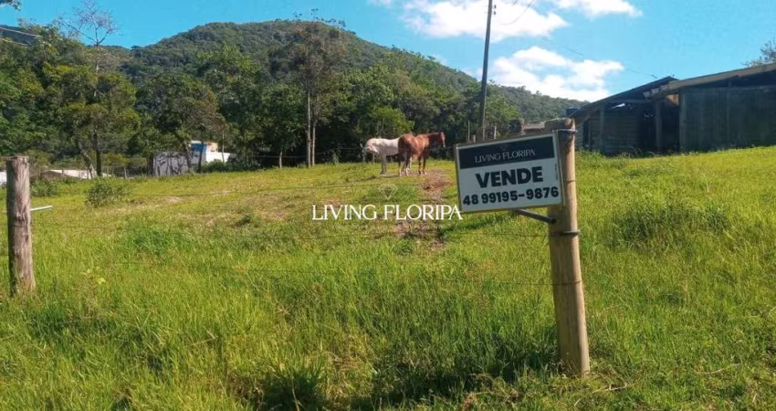 Terreno à venda na Servidão Amantino Cameu, 400, Rio Tavares, Florianópolis