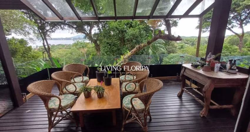 Casa em condomínio fechado com 6 quartos à venda na Rua Laurindo Januário da Silveira, 5110, Lagoa da Conceição, Florianópolis