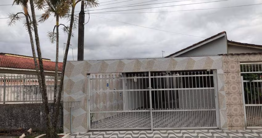 Casa, Solemar, 2 dorm, 3 vagas, 3 wc, 400mts do Mar