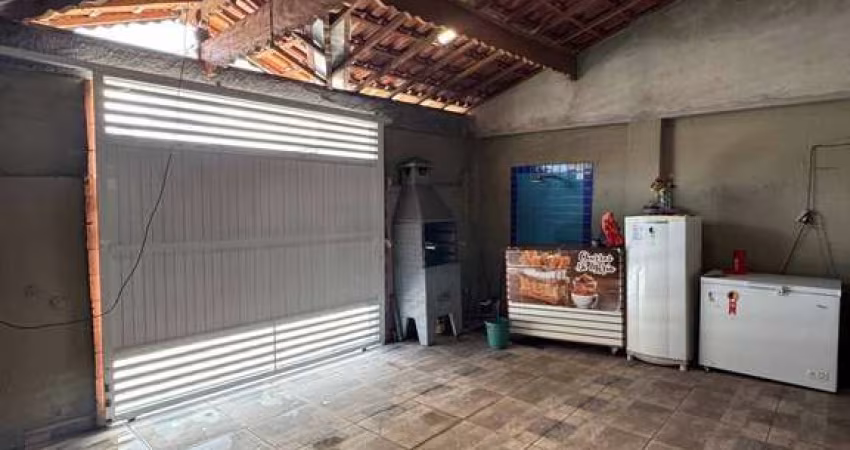 Casa 02 Dormitórios Piscina Financia Samambaia - R$ 355.000