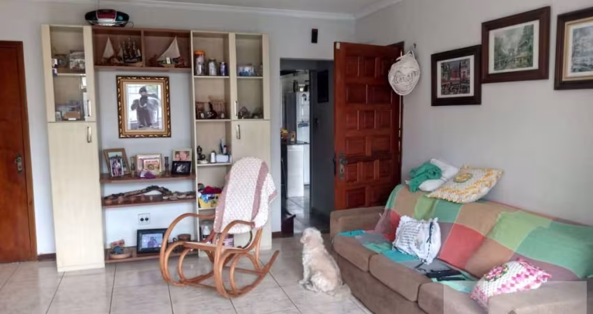 Casa 3 Dormitórios / Próximo Mêtro / Matilde .