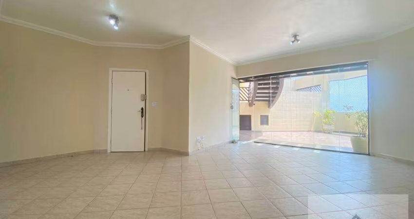 Cobertura a 100m da Praia na Vila Tupi – Conforto e Sofisticação em 205m²