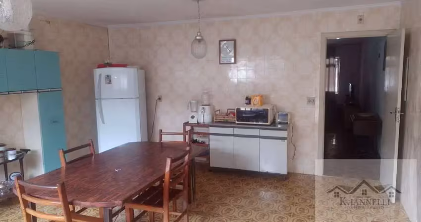 Casa 2 Dormitórios + Edícula de 1 Dormitório V. Ema .