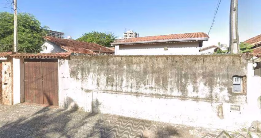 Casa Térrea 03 Dormitórios 01 Suite 02 Banheiros Guilhermina - R$ 550.000
