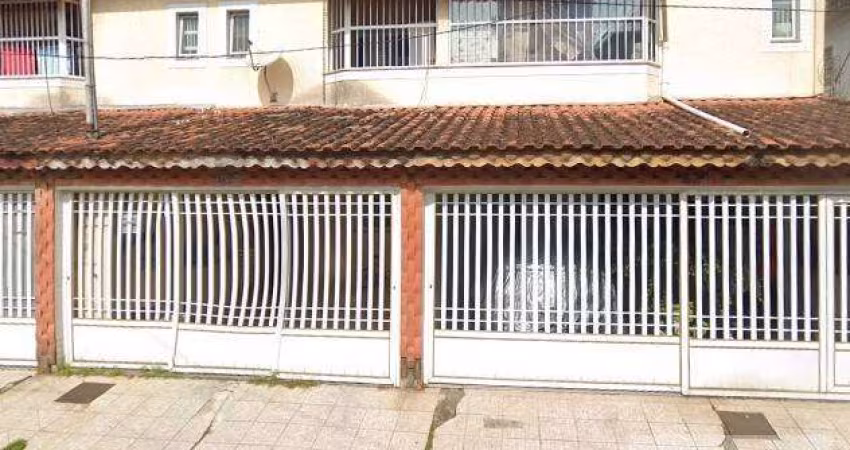 Casa Sobrado Individual 03 dormitórios 03 suites Boqueirão - R$ 720.000