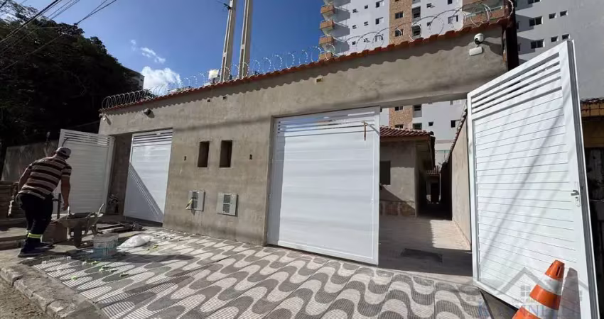 2 casas geminadas (novas) na guilhermina praia grande