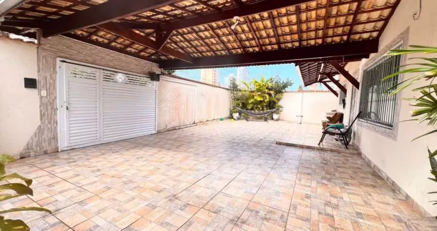 Casa com 3 quartos à venda na Vila Caiçara, Praia Grande 
