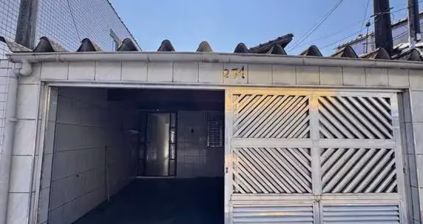 Boqueirão - casa ampla com churrasqueira e 2 dormitórios - locação