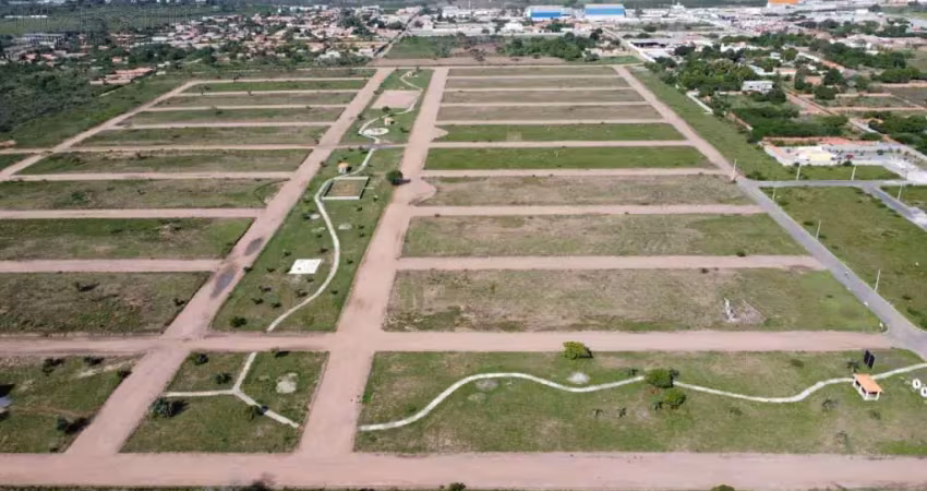 Terreno à venda na Rua Excede, Papagaio, Feira de Santana