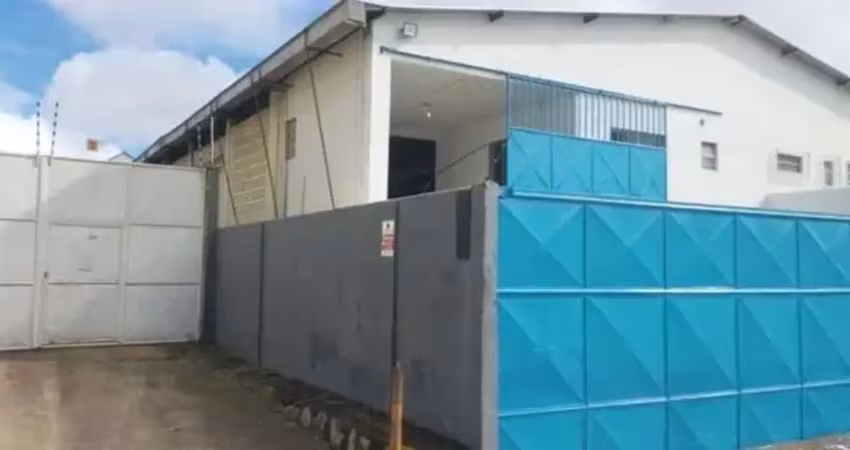Barracão / Galpão / Depósito para alugar na Rua Irará, Recreio Ipitanga, Lauro de Freitas