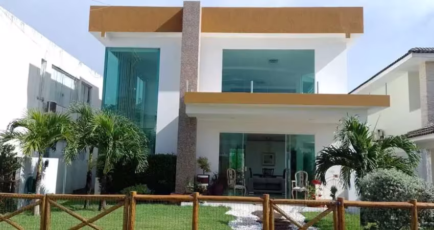 Nesta casa você encontrará a qualidade de vida que procura... ideal para você e sua família morar bem.