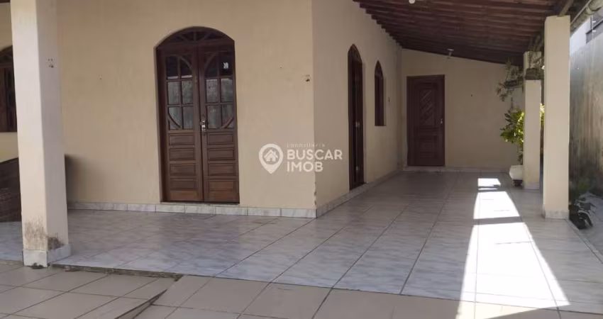 Casa com 3 quartos para alugar no Jardim do Jockey, Lauro de Freitas 