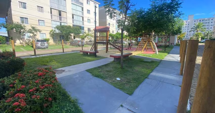 Apartamento com 3/4 em Buraquinho