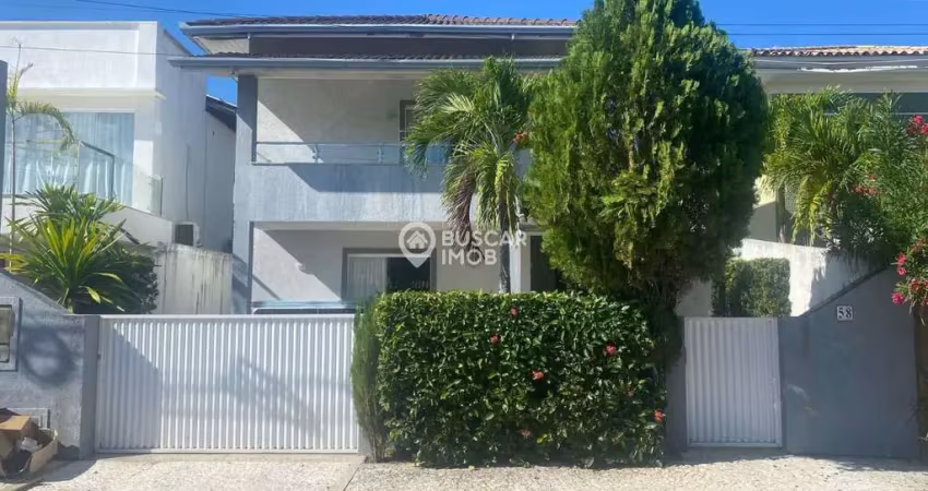 Casa em condomínio fechado com 5 quartos à venda na Rua Pataro Machado, Centro, Lauro de Freitas