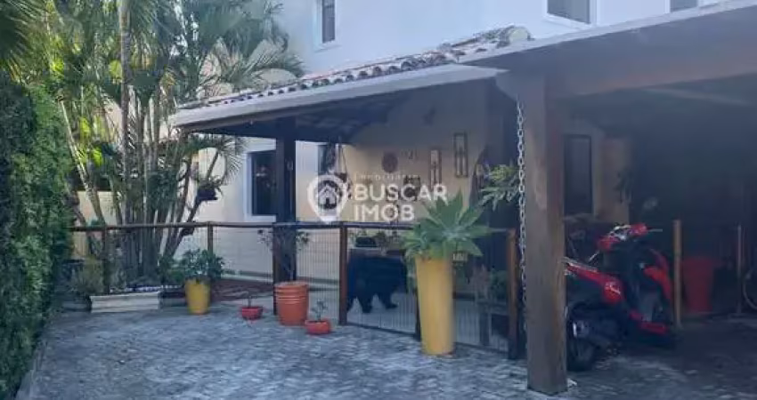 Casa em condomínio fechado com 4 quartos à venda na Rua Priscila B Dutra, Buraquinho, Lauro de Freitas