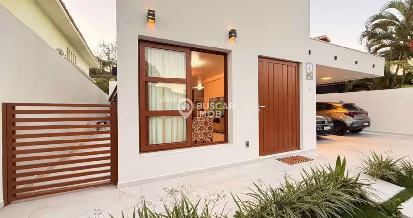 Casa em condomínio fechado com 4 quartos à venda na Rua dos Flamingos, Piatã, Salvador