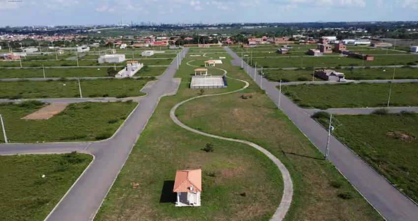 Terreno em condomínio fechado à venda na Rua Excede, Campo Limpo, Feira de Santana