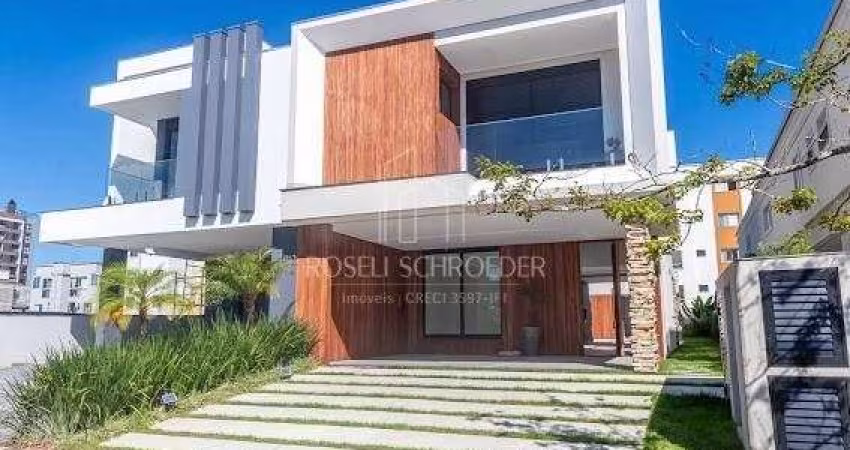 Linda Casa no Condomínio Reserva Camboriú!
