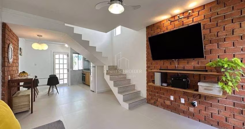 Excelente sobrado mobiliado  no bairro Santa Regina!