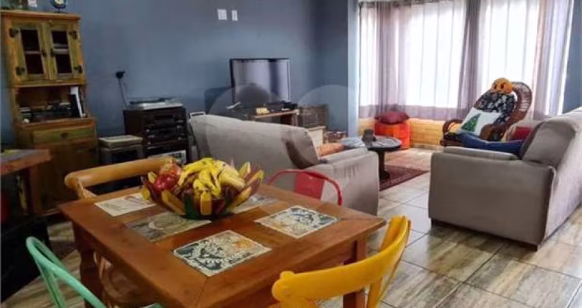 Condomínio com 3 quartos à venda em Iporanga - SP