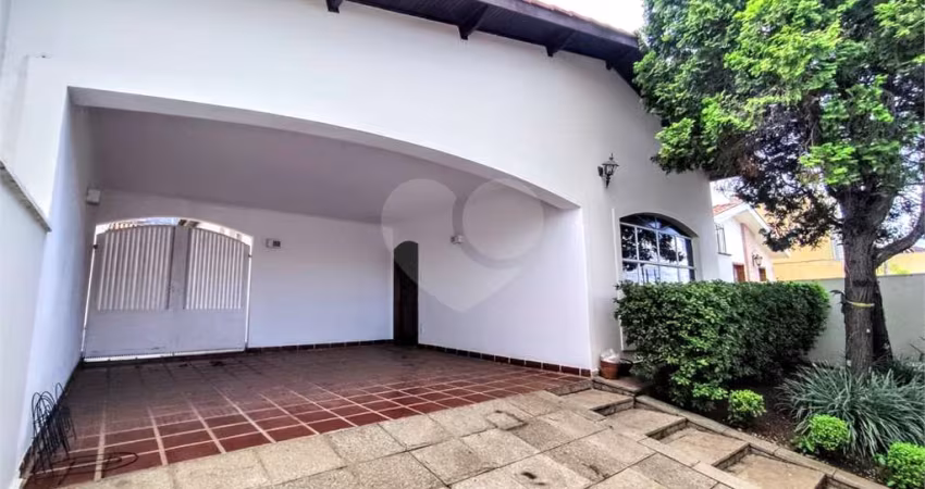 Casa com 3 quartos à venda em Jardim Santa Rosália - SP