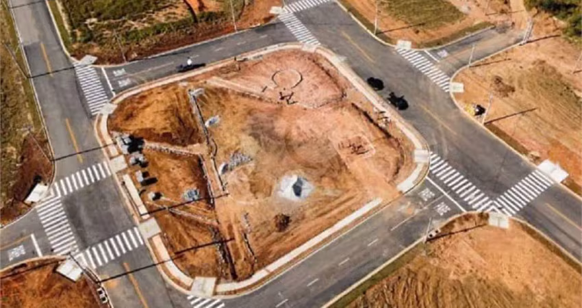 Terreno à venda na Adelina Monari, Vila Santo Antônio, Votorantim