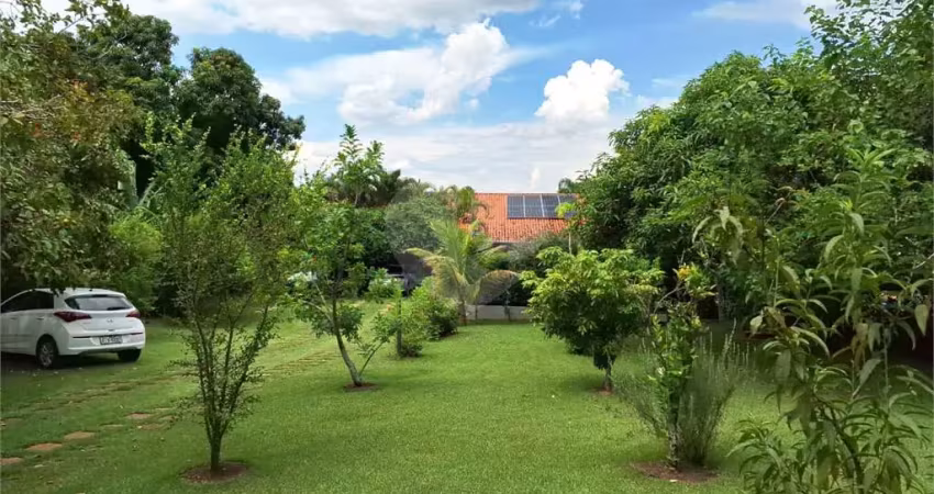 Chácara à venda com 4 quartos, sendo 2 suítes,  no centro, araçoiaba da serra - sp