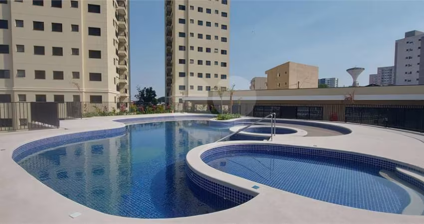 Apartamento com 3 quartos à venda em Vila Barão - SP