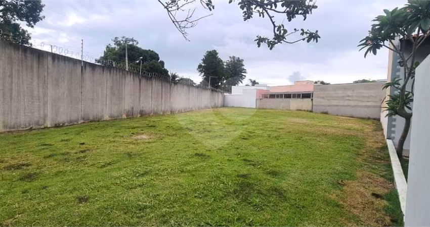 Condomínio à venda em Centro - SP
