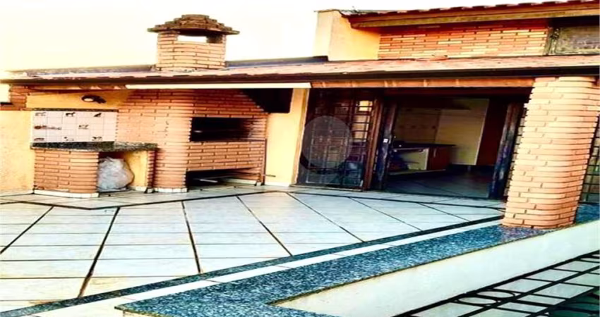 Casa com 3 quartos à venda em Jardim Guarujá - SP
