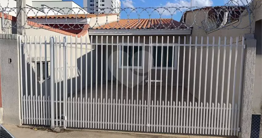 Casa com 3 quartos à venda em Jardim São Carlos - SP