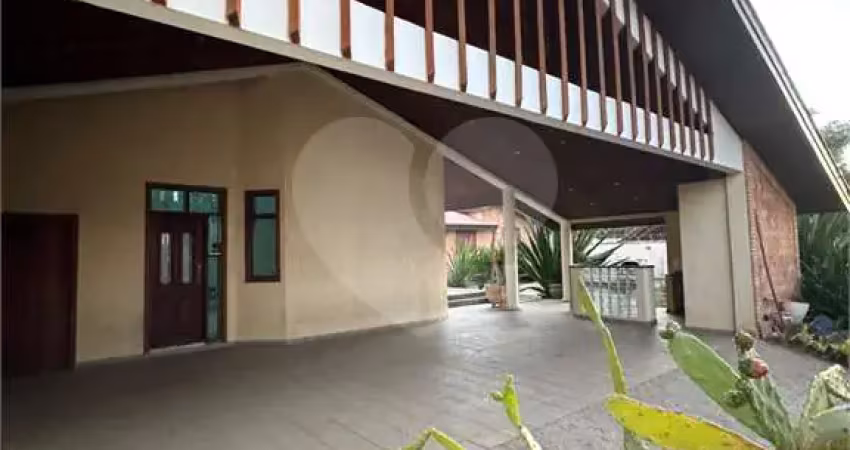 Casa com 3 quartos para locação em Jardim América - SP
