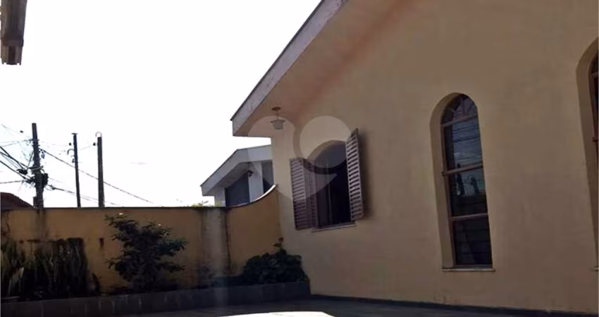 Casa com 3 quartos à venda em Parque Bela Vista - SP