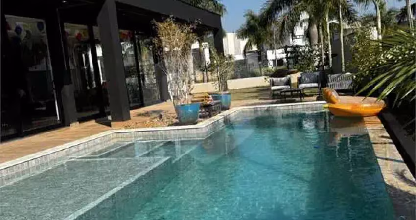 Casa  à venda ou para alugar com 5 quartos, sendo 5 suítes,  no condomínio alphaville nova esplanada 4, votorantim - sp