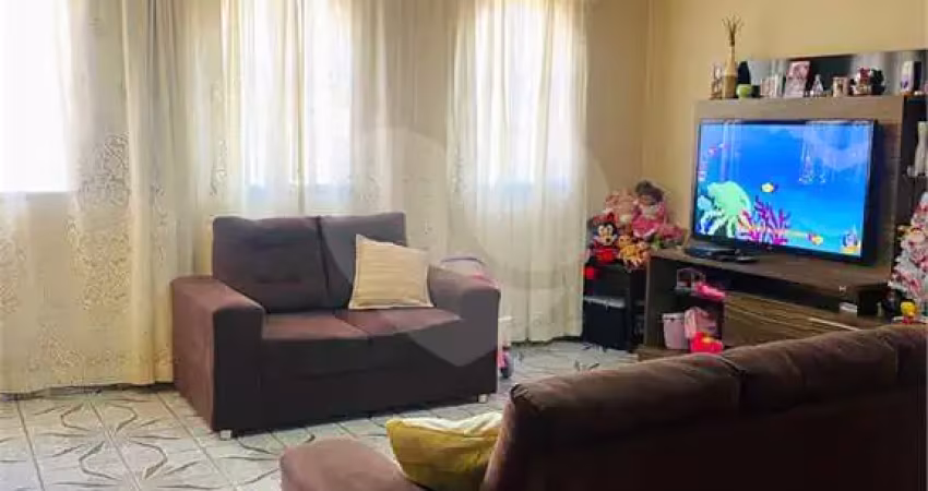 Casa com 3 quartos à venda em Jardim Brasilândia - SP