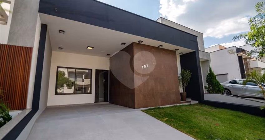 Condomínio com 3 quartos à venda em Cajuru Do Sul - SP