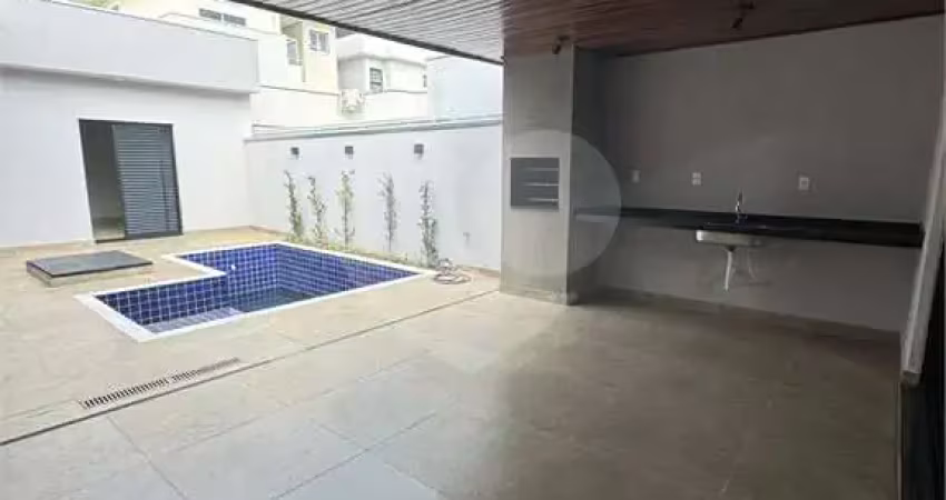 Condomínio com 3 quartos à venda em Aparecidinha - SP