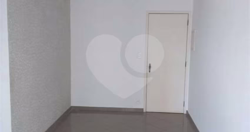 Apartamento com 2 quartos para locação em Parque Campolim - SP