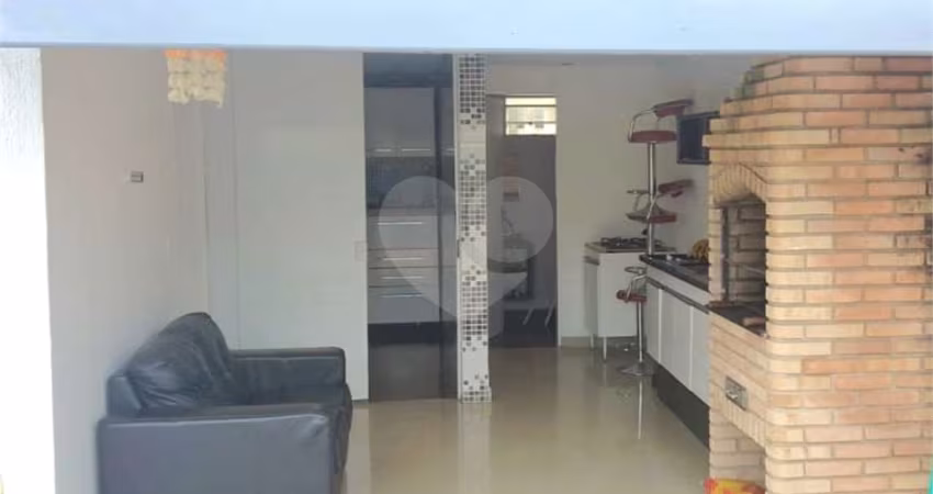 Condomínio com 3 quartos à venda em Itapeva - SP