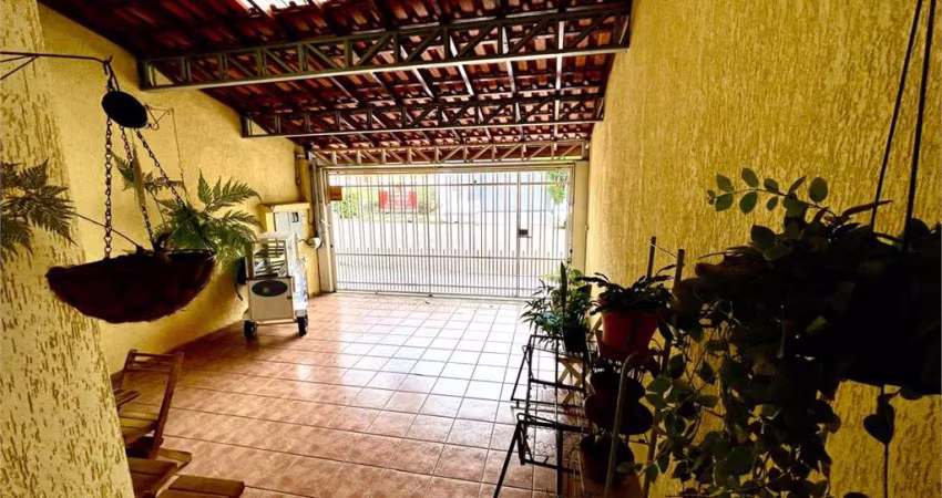 Sobrado com 3 quartos à venda em Jardim Vera Cruz - SP