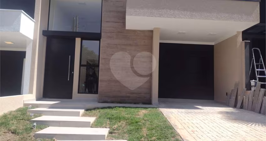 Condomínio com 3 quartos para locação em Cajuru Do Sul - SP