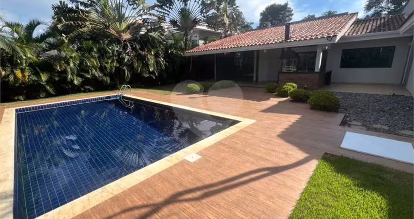 Casa  à venda ou para alugar com 4 quartos, sendo 2 suítes,  no condomínio lago azul, araçoiaba da serra - sp