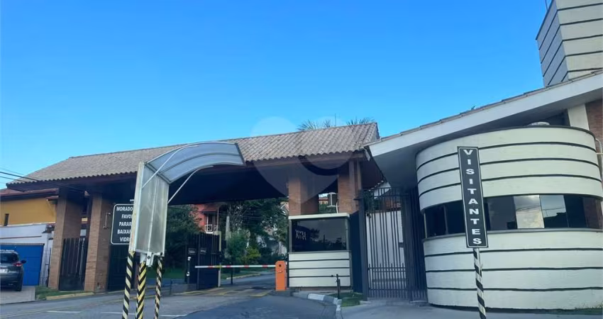 Condomínio com 6 quartos para locação em Jardim Isaura - SP